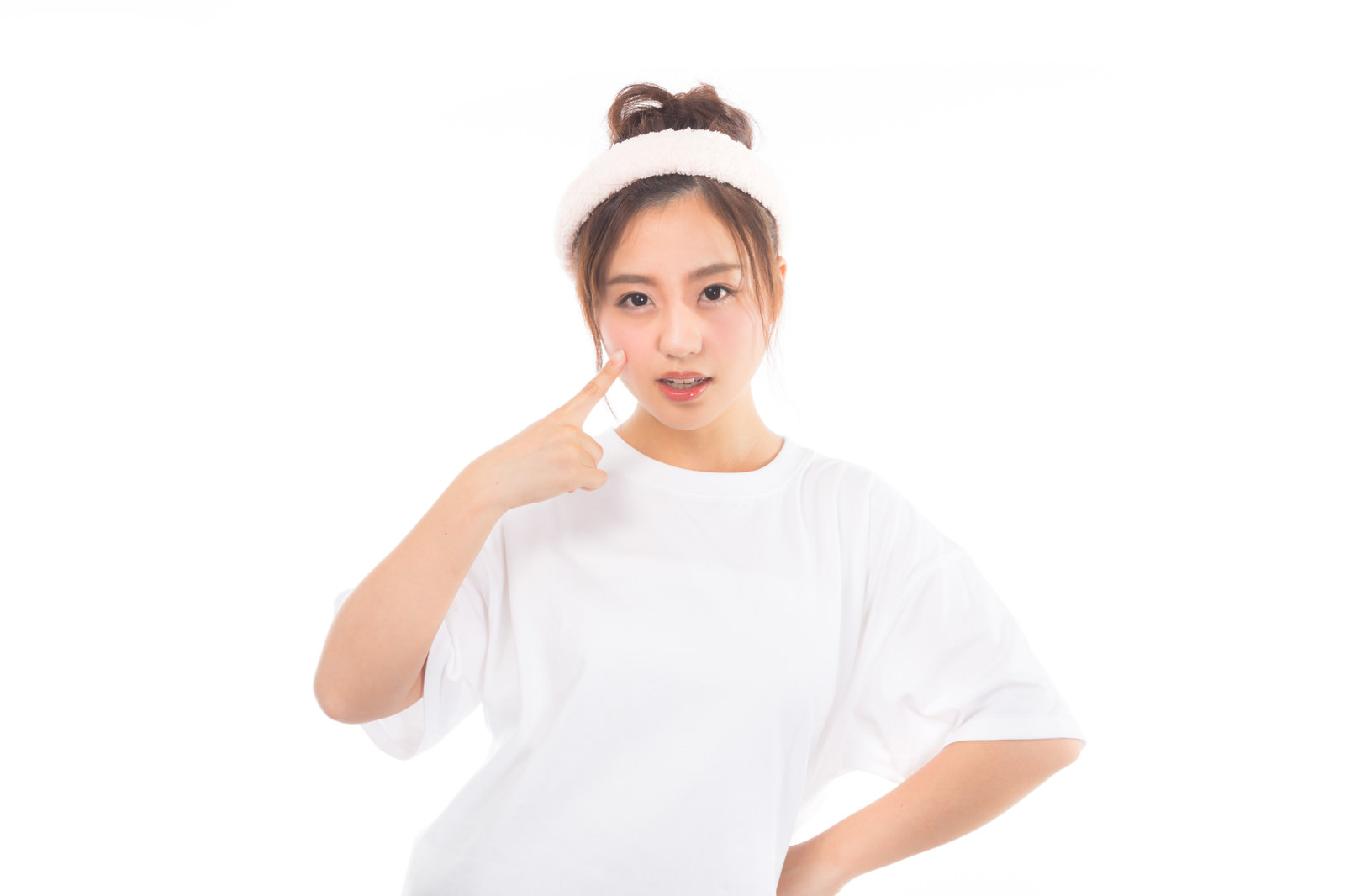夜、メイクを落とす準備をしているところ